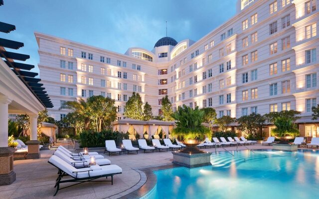 Отель Park Hyatt Saigon Вьетнам, Хошимин - отзывы, цены и фото номеров - забронировать отель Park Hyatt Saigon онлайн вид на фасад