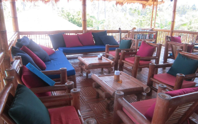 Liquid Dive Resort