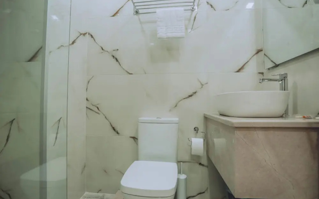 Standard Double room (full double bed) · Royal Medis Hotel — photo 12