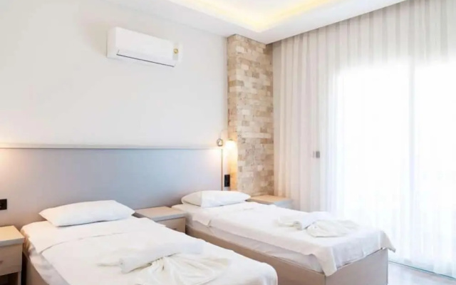 Tone Otel