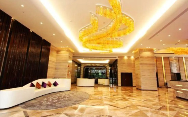 Sweet Fruit Charm International Hotel (Foshan West Station Shati Airport Store)