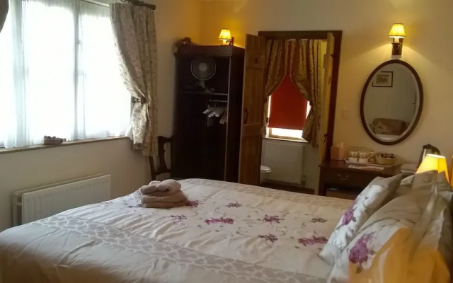 Waterside Guest House