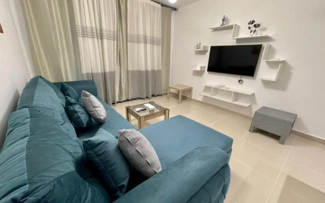 G Cribs 2 Br Sharing Pool (Adults Only)