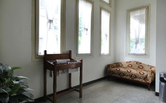 Airy Dago Sabuga Juanda 169 Bandung