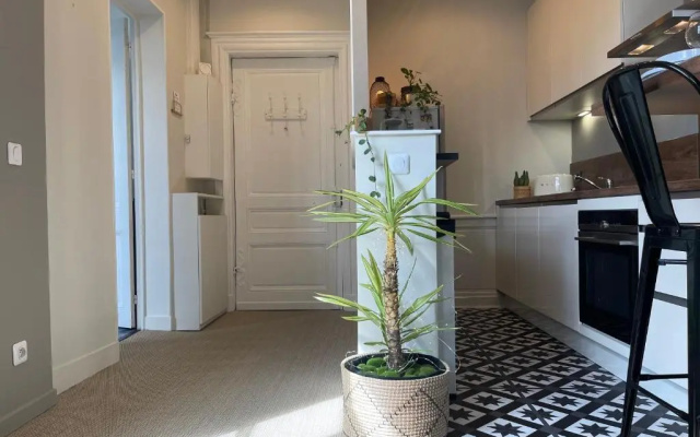 Beaux-arts • 2 chambres 2 SDB • Parking privé