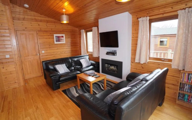 Loch Leven Lodge 11