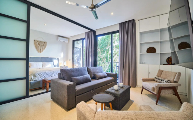 Spacious Trendy Apartment Breathtaking Terrace & Infinity Pool Lounge & Yoga Area