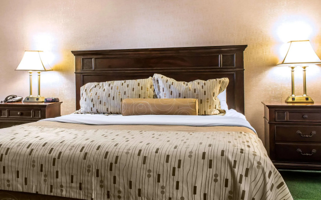 Clarion Hotel Philadelphia International Airport