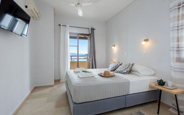 Hotel Barbati - Poolside Gem With Sea Views