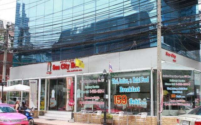 Sun City Hotel вид на фасад