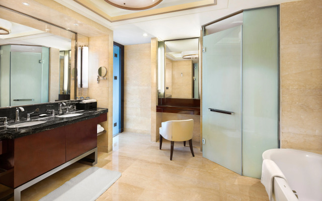 Crowne Plaza Chengdu Panda Garden by IHG - Near Panda Base