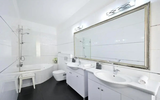 Amazing 2BR near the beach by HolyGuest