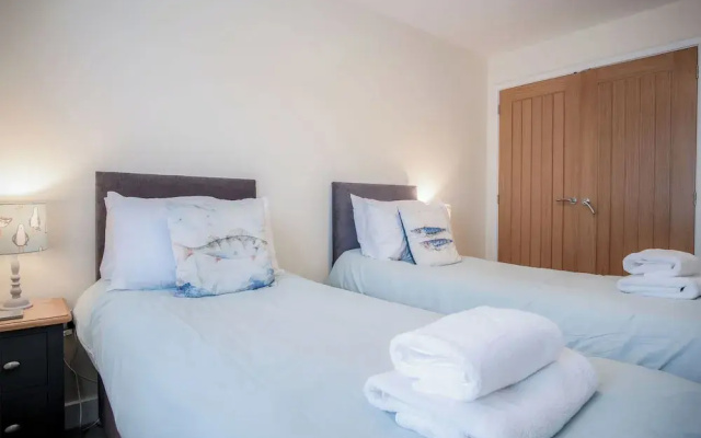 Dolphin - 2 Bedroom Apartment - Saundersfoot