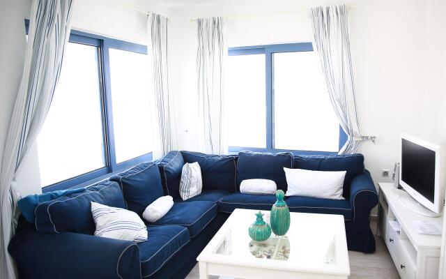 Отель Odysseys House комната для гостей