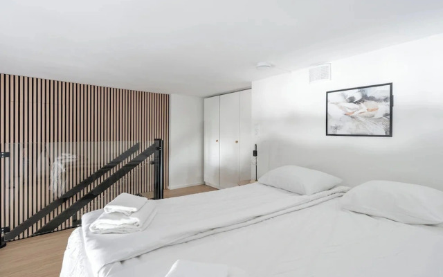 Modern Nordic Loft in Historical Area