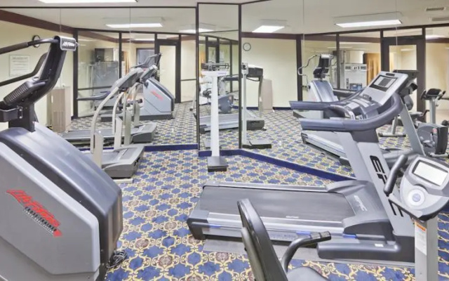 Holiday Inn Express Tahlequah