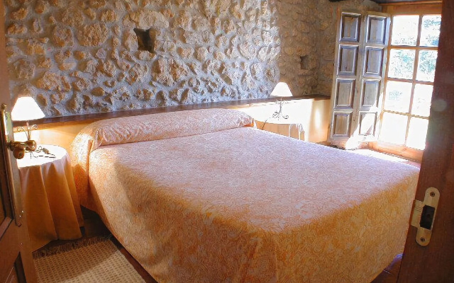 Apartamentos Rurales La Torea