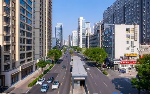 Lavande Hotel (Jinan CBD The Mix City)