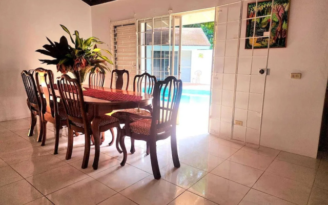 Jamaica Dream Villa - Iron Shore Escape