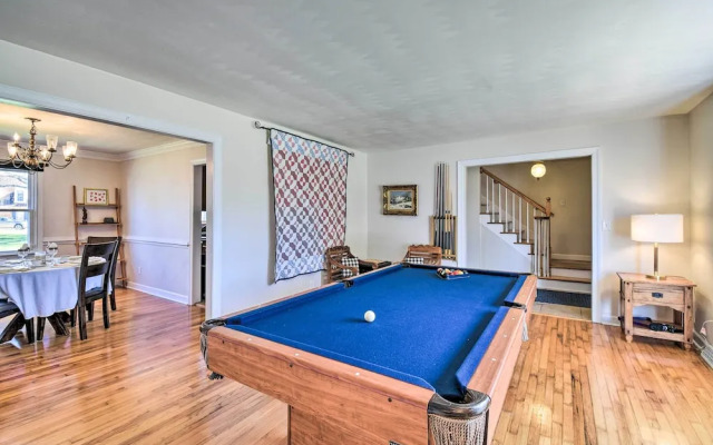 Spacious Chesapeake Home w/ Pool Table!
