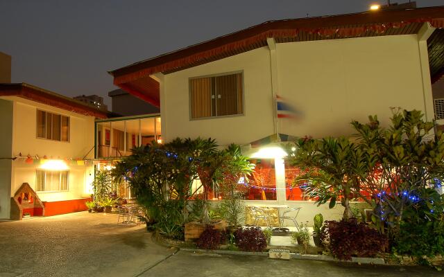 Отель Himalaya Residence Бангкок вид на фасад