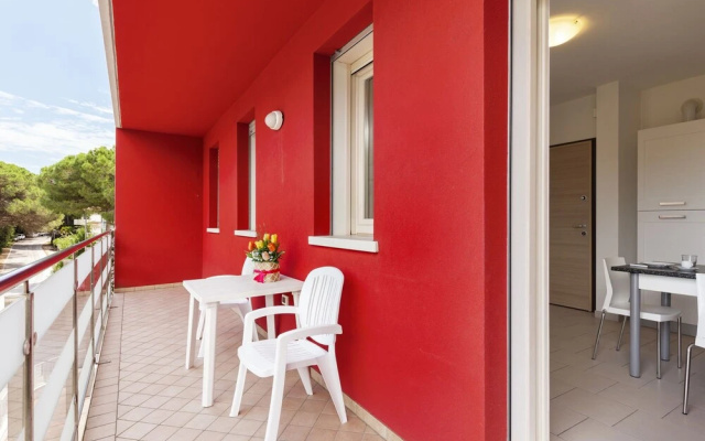 Spacious Apartment in Rosolina Mare near Beach