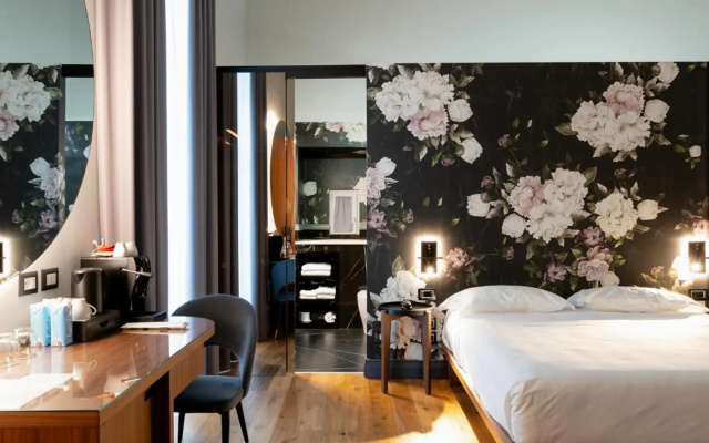 Lo Stemma Luxury Boutique Hotel