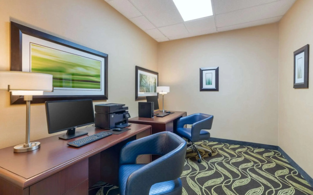 Clarion Inn North Haven - New Haven North
