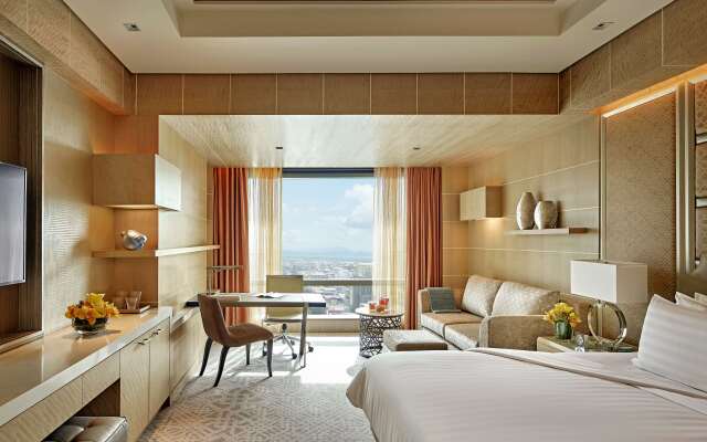 Shangri-La The Fort, Manila