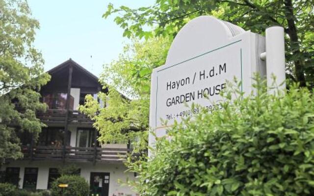 Отель Garden House Германия, Мюнхен - отзывы, цены и фото номеров - забронировать отель Garden House онлайн вид на фасад