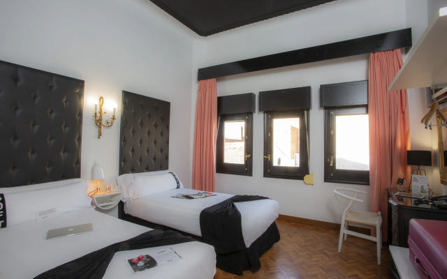 Casual del Teatro Madrid Hotel by Casual Hoteles