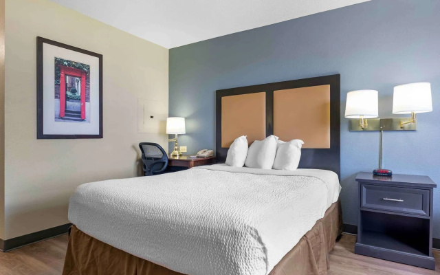 Extended Stay America Select Suites Chicago Hanover Park