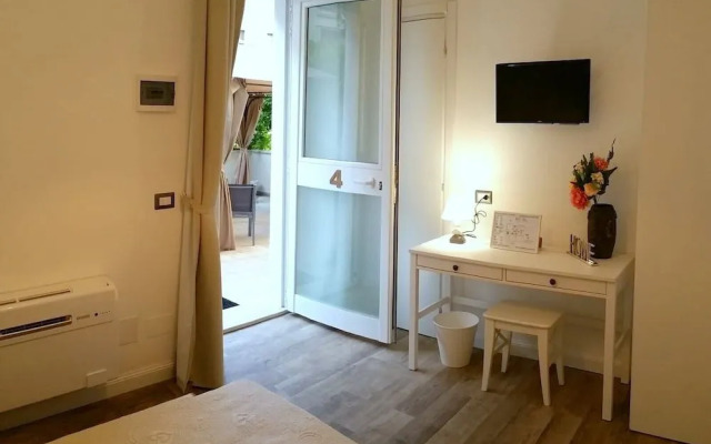 Garden House - Luxury Guest House