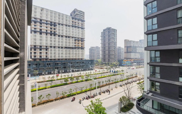 Vienna International Hotel (Nanjing South Railway Station South Square)