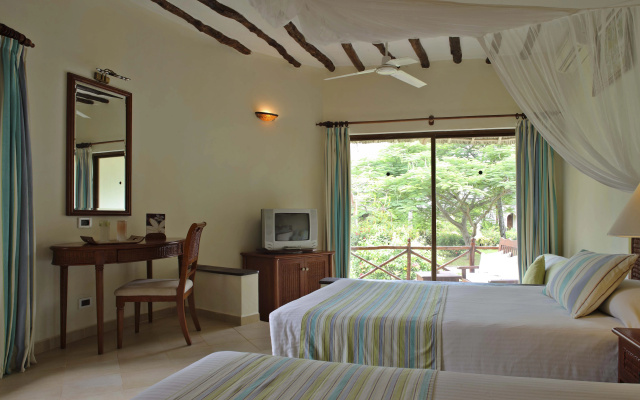 Sultan Sands Island Resort