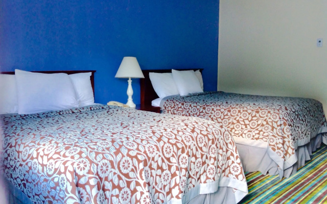 Beacon Inn and Suites