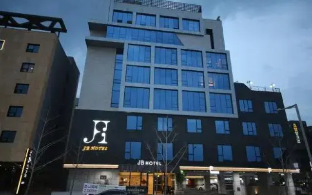 Daegu Hyeoksindosi JB Tourist Hotel