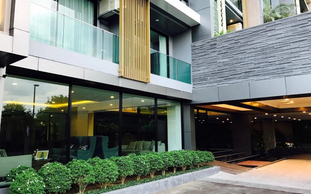 The Heaven at Star Hill Condo