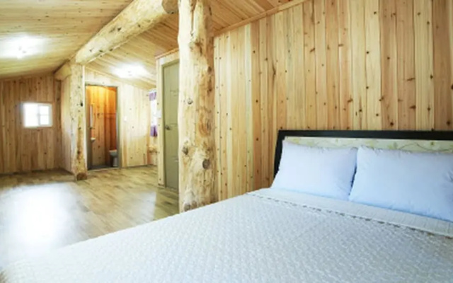 Jejujoa Log Pension