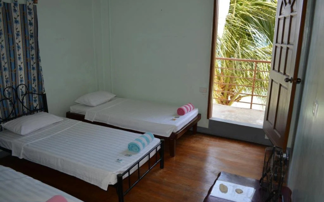 Noordzee Hostel - Adults Only