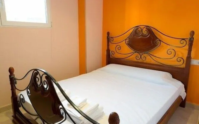 Regina Maris apartment