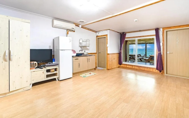 Gangneung Chengdong Aegyeon Pension