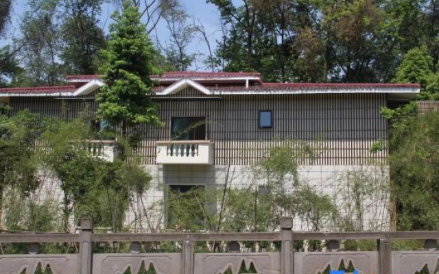 Xiyuan Yaji Holiday Hotel