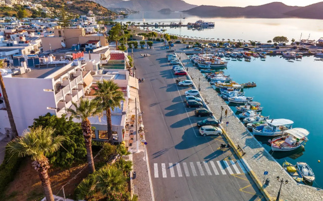 Kalypso Suites Hotel