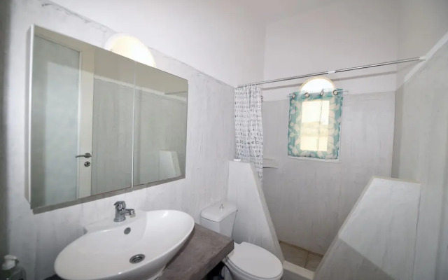 Leon Lux Apartments