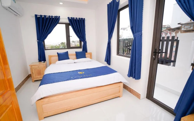 S Villa Hotel