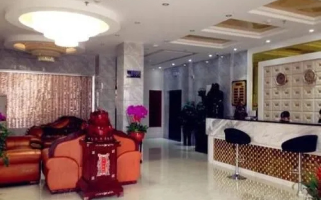 Xingyang Guoren Holiday Hotel