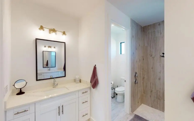 117 South Heathwood Drive