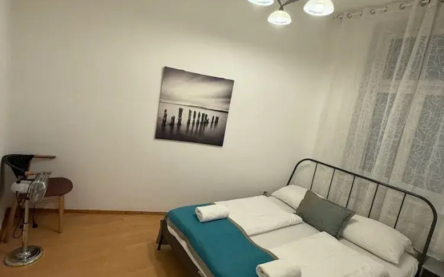 Cozy 3BR Apt Vienna City Center