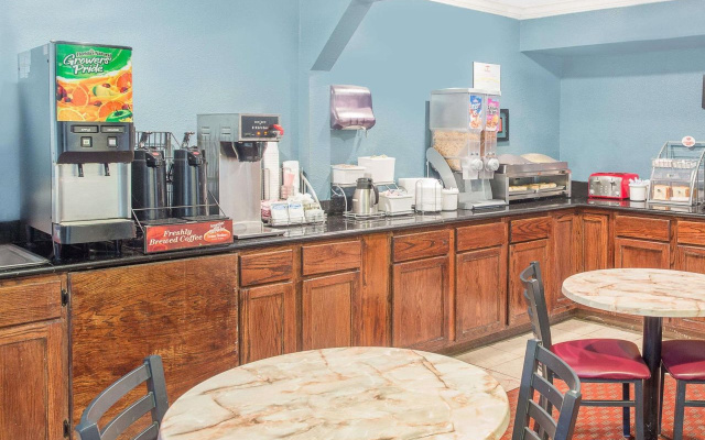 Super 8 by Wyndham San Angelo